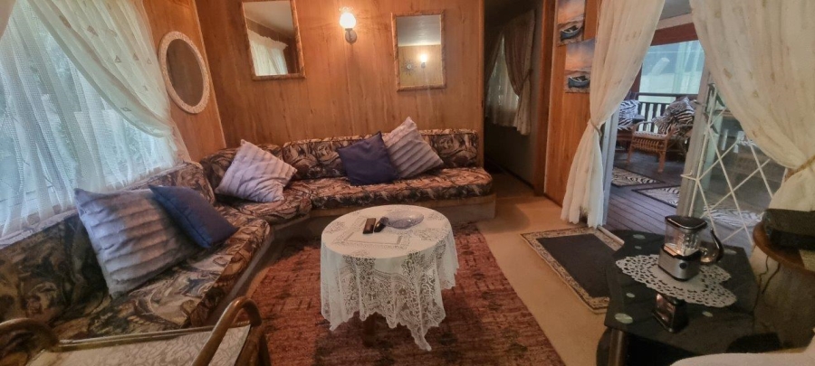 2 Bedroom Property for Sale in Winklespruit KwaZulu-Natal
