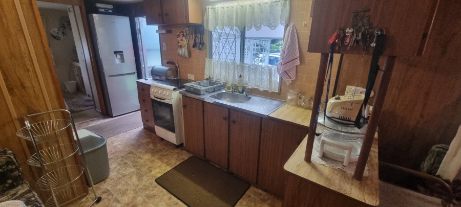 2 Bedroom Property for Sale in Winklespruit KwaZulu-Natal
