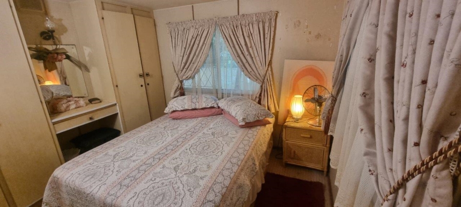 2 Bedroom Property for Sale in Winklespruit KwaZulu-Natal