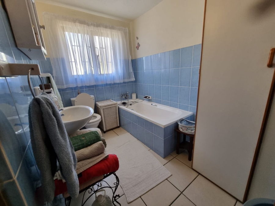 2 Bedroom Property for Sale in Southport KwaZulu-Natal