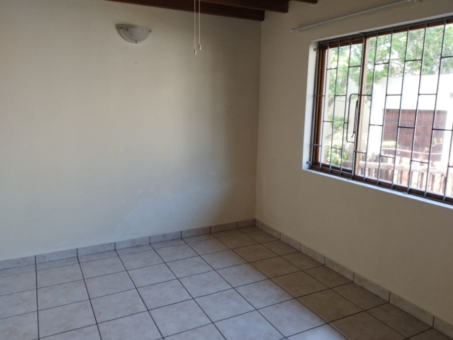 2 Bedroom Property for Sale in Southport KwaZulu-Natal