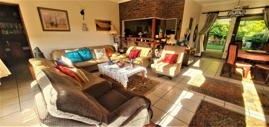 4 Bedroom Property for Sale in Umtentweni KwaZulu-Natal