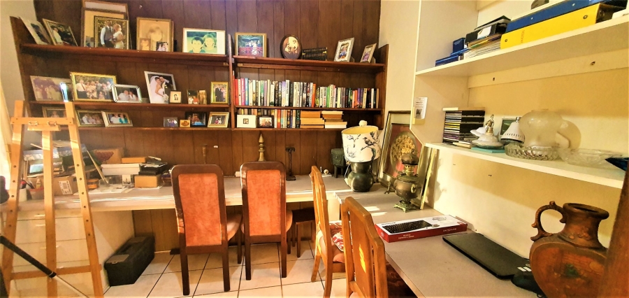 4 Bedroom Property for Sale in Umtentweni KwaZulu-Natal
