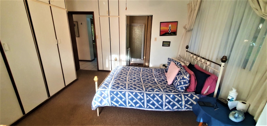4 Bedroom Property for Sale in Umtentweni KwaZulu-Natal