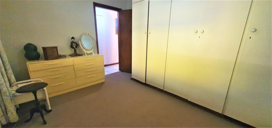 4 Bedroom Property for Sale in Umtentweni KwaZulu-Natal