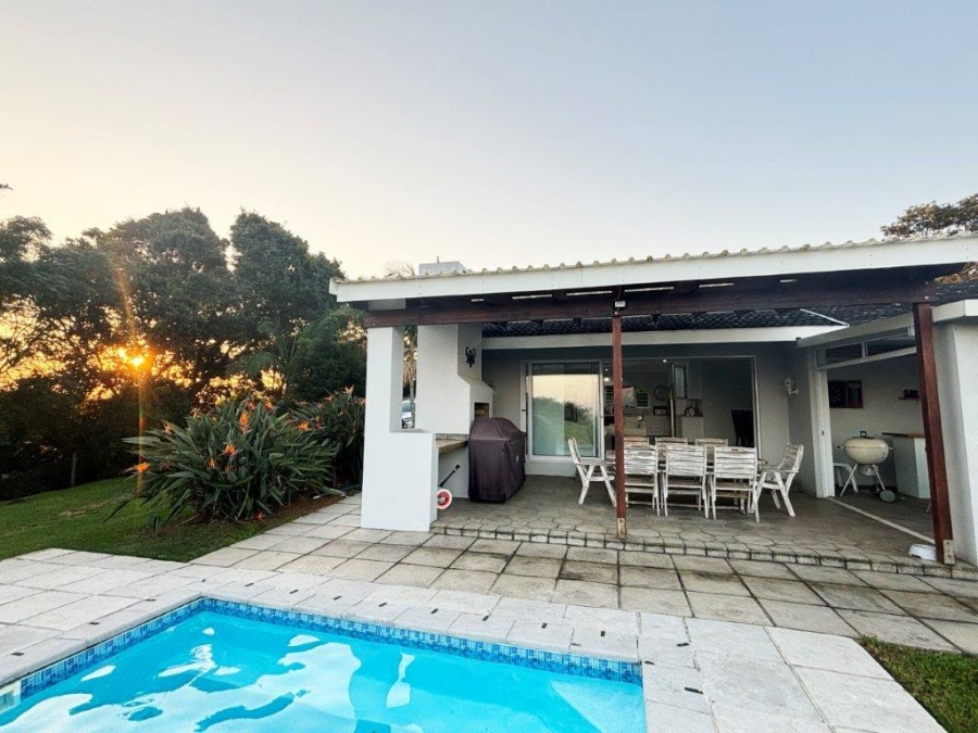 3 Bedroom Property for Sale in Umtentweni KwaZulu-Natal