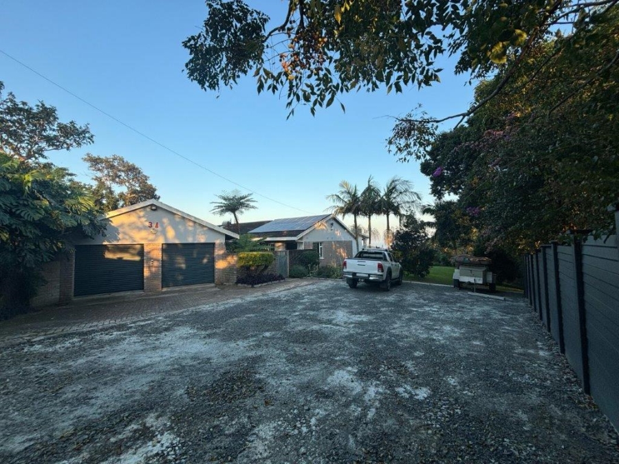 3 Bedroom Property for Sale in Umtentweni KwaZulu-Natal
