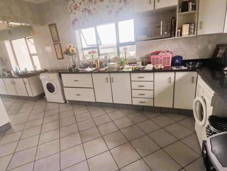 3 Bedroom Property for Sale in Manaba Beach KwaZulu-Natal