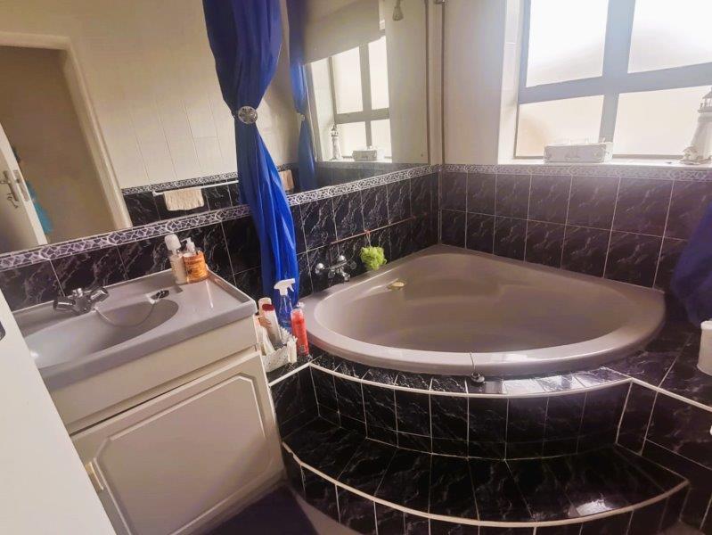 3 Bedroom Property for Sale in Manaba Beach KwaZulu-Natal