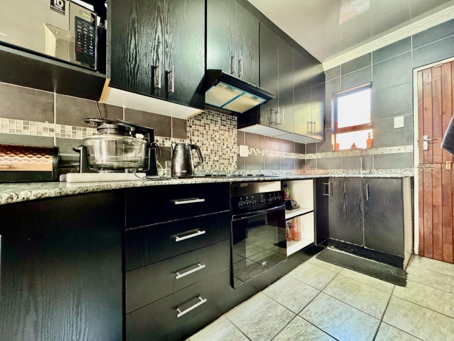 3 Bedroom Property for Sale in Newcastle KwaZulu-Natal