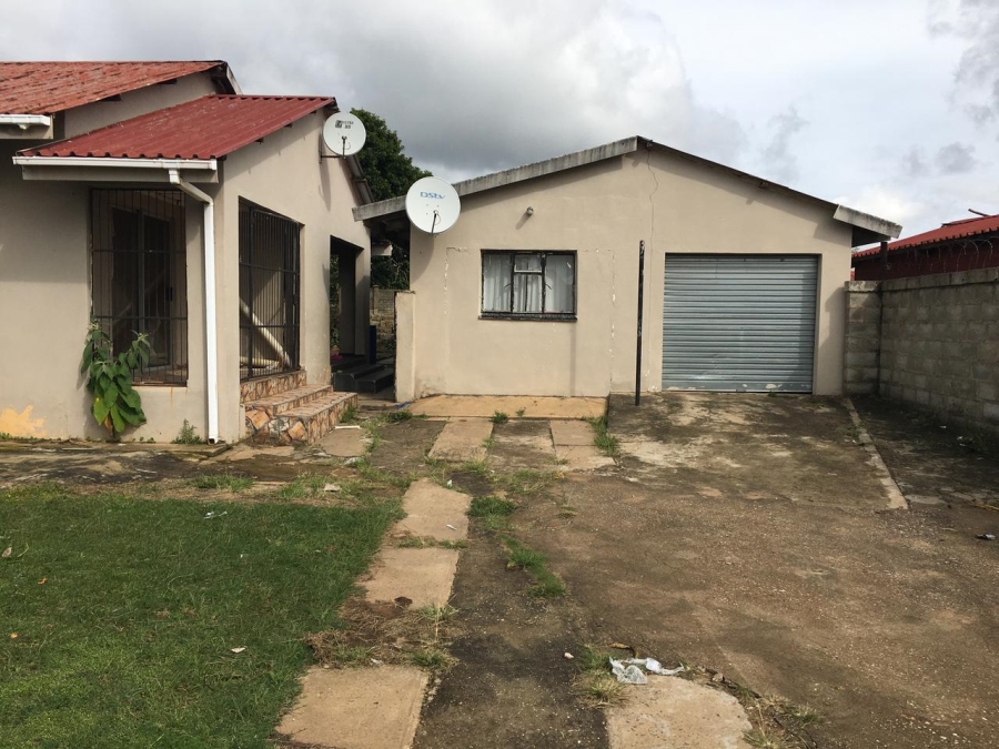 4 Bedroom Property for Sale in Coronation KwaZulu-Natal