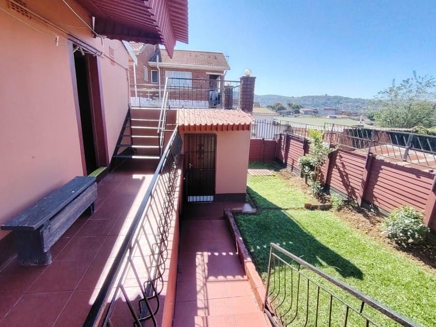3 Bedroom Property for Sale in Newholme KwaZulu-Natal