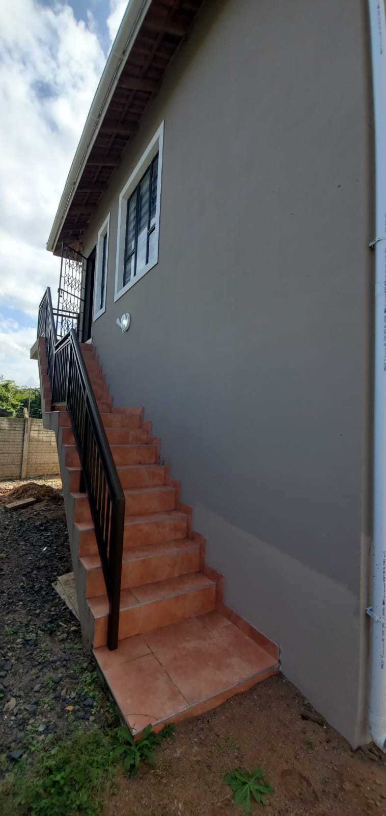 1 Bedroom Property for Sale in Winklespruit KwaZulu-Natal