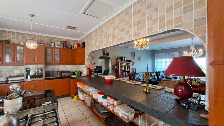 4 Bedroom Property for Sale in Glenmore KwaZulu-Natal