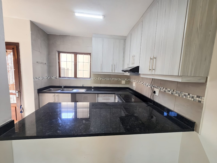 3 Bedroom Property for Sale in Wakenshaw Estate KwaZulu-Natal