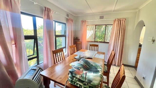 3 Bedroom Property for Sale in Uvongo KwaZulu-Natal