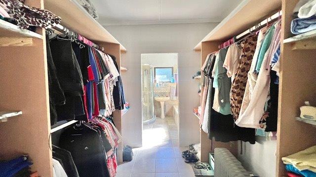 3 Bedroom Property for Sale in Uvongo KwaZulu-Natal