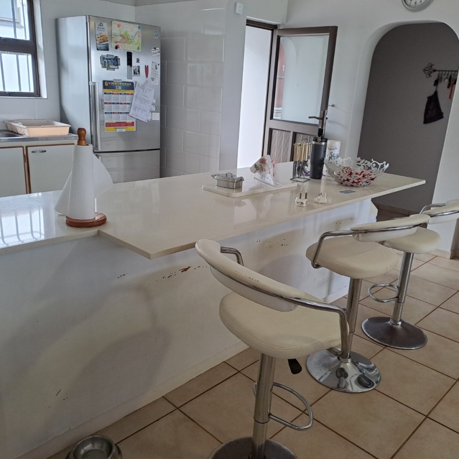 6 Bedroom Property for Sale in Scottburgh Central KwaZulu-Natal