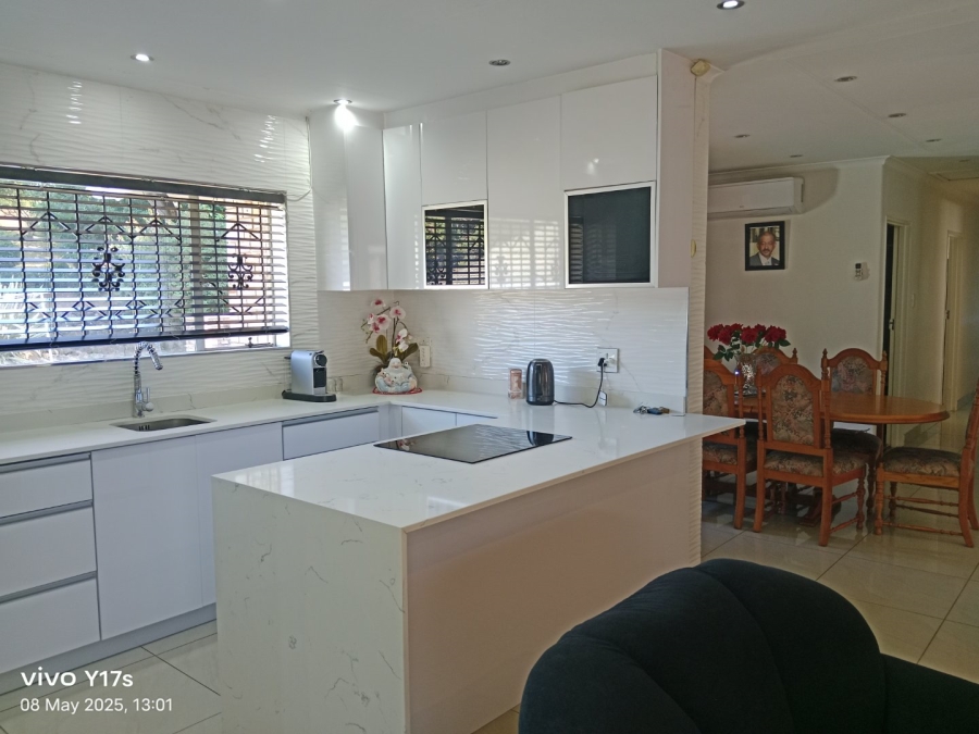 4 Bedroom Property for Sale in Chase Valley KwaZulu-Natal