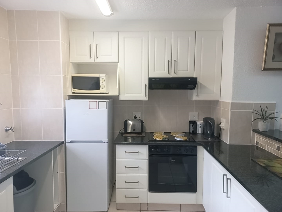 2 Bedroom Property for Sale in Uvongo KwaZulu-Natal