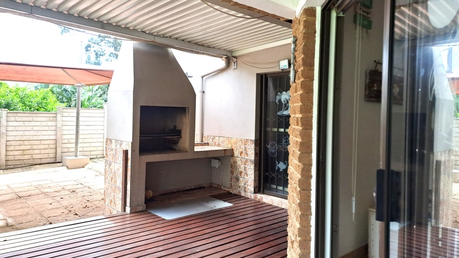 4 Bedroom Property for Sale in Leisure Bay KwaZulu-Natal