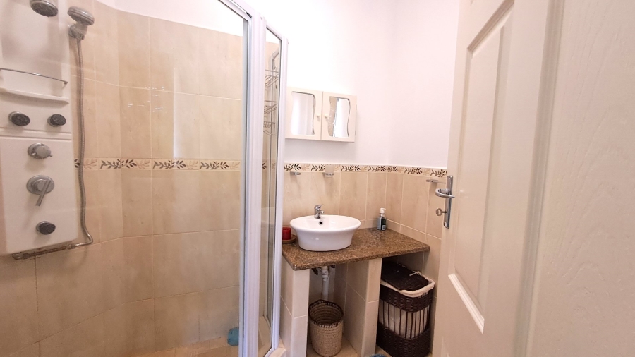 4 Bedroom Property for Sale in Leisure Bay KwaZulu-Natal