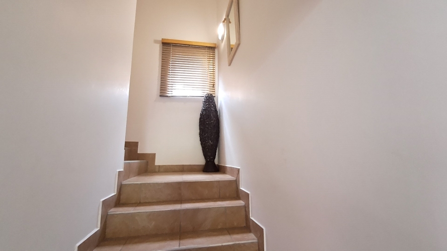 4 Bedroom Property for Sale in Leisure Bay KwaZulu-Natal