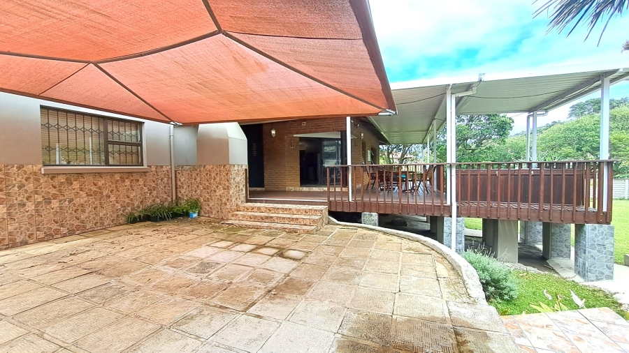 4 Bedroom Property for Sale in Leisure Bay KwaZulu-Natal