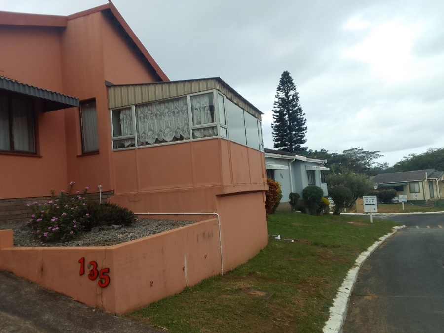 2 Bedroom Property for Sale in Hibberdene KwaZulu-Natal