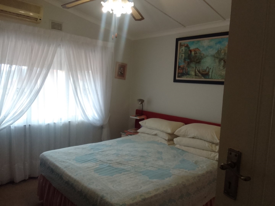 2 Bedroom Property for Sale in Hibberdene KwaZulu-Natal