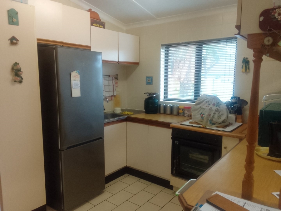2 Bedroom Property for Sale in Hibberdene KwaZulu-Natal