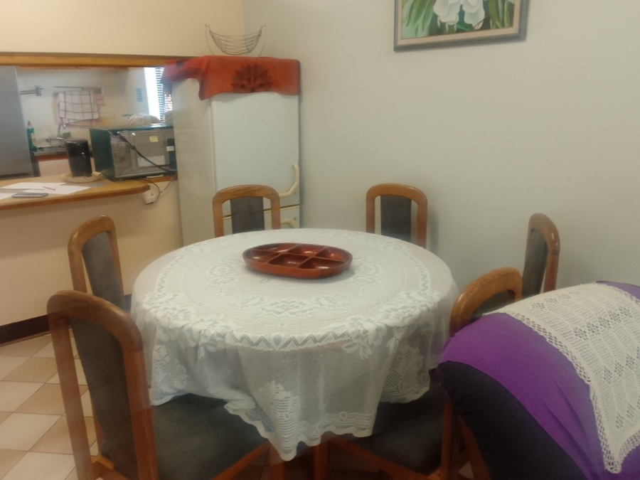 2 Bedroom Property for Sale in Hibberdene KwaZulu-Natal