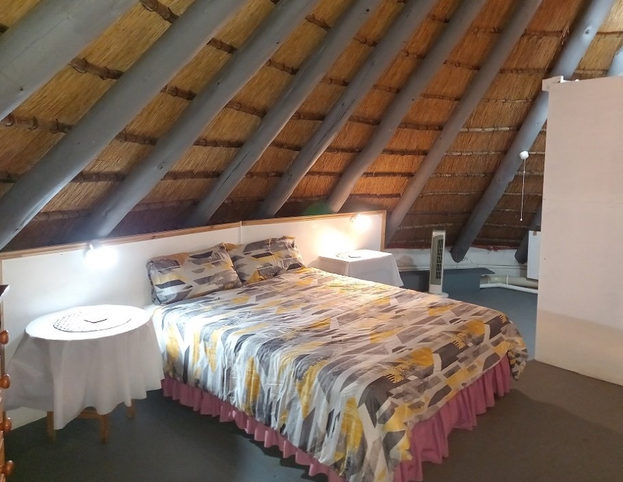 2 Bedroom Property for Sale in Umtentweni KwaZulu-Natal