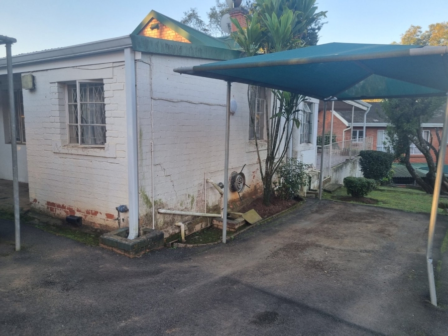 1 Bedroom Property for Sale in Prestbury KwaZulu-Natal