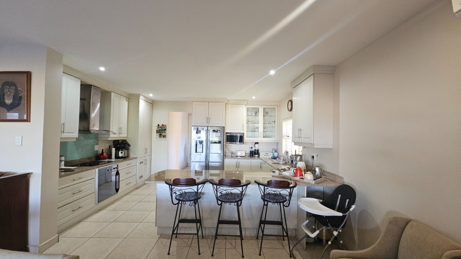 4 Bedroom Property for Sale in Sheffield Beach KwaZulu-Natal