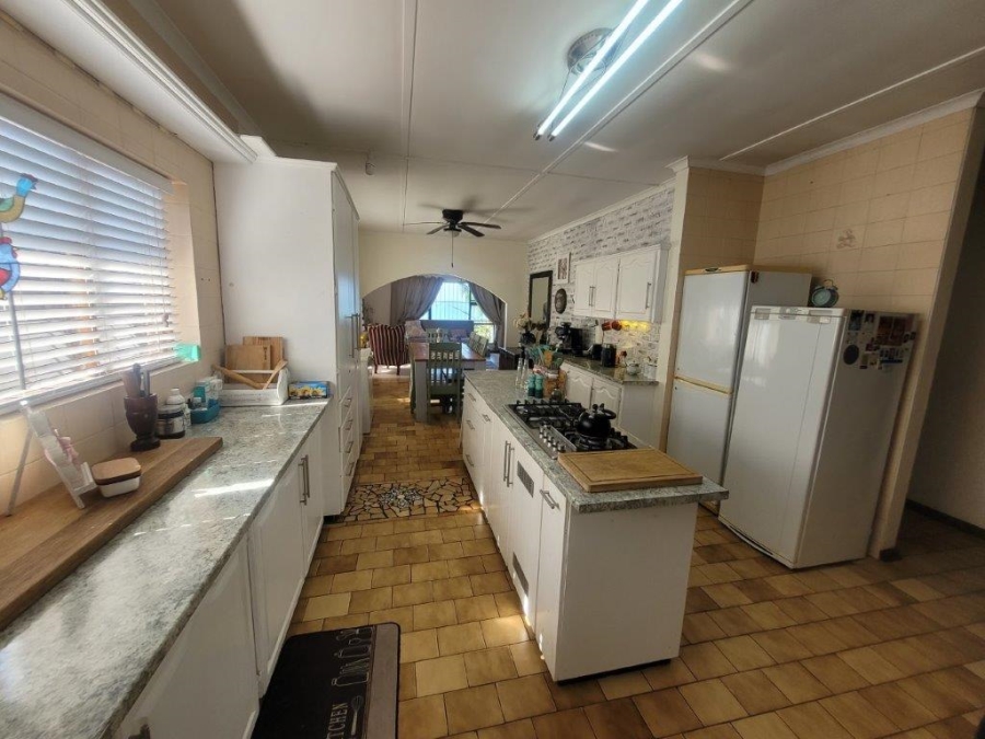 4 Bedroom Property for Sale in Hibberdene KwaZulu-Natal