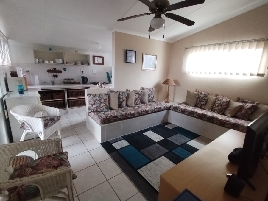 2 Bedroom Property for Sale in Hibberdene KwaZulu-Natal