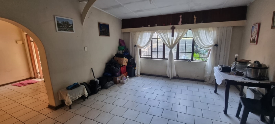 3 Bedroom Property for Sale in Southport KwaZulu-Natal
