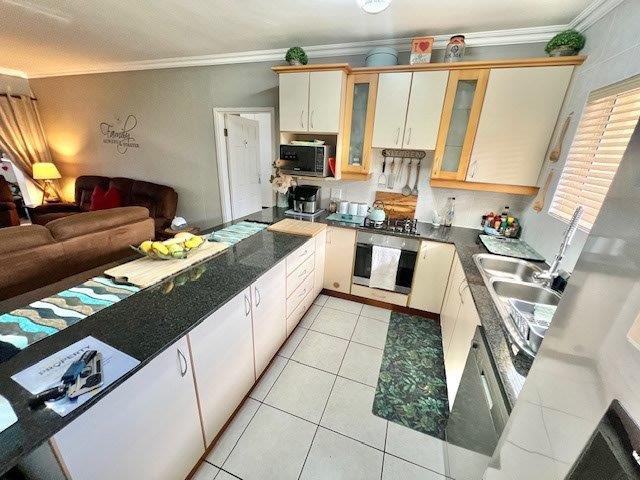 2 Bedroom Property for Sale in Sea Park KwaZulu-Natal