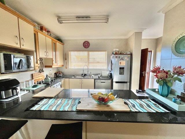 2 Bedroom Property for Sale in Sea Park KwaZulu-Natal