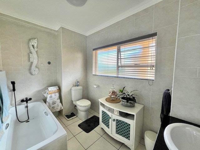 2 Bedroom Property for Sale in Sea Park KwaZulu-Natal