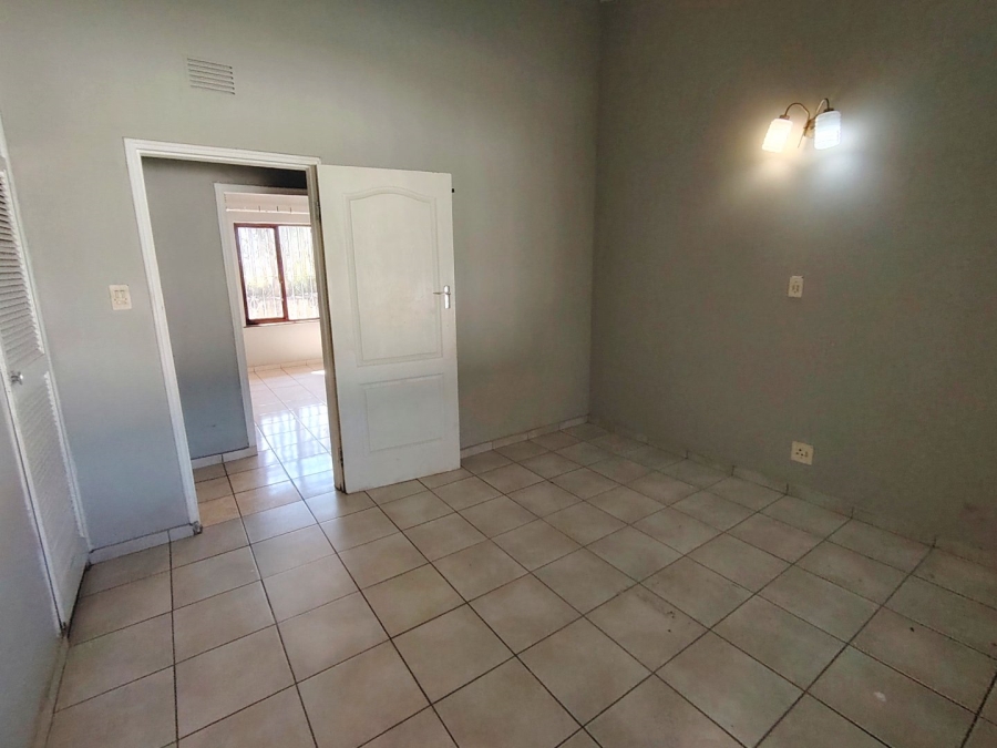 To Let 3 Bedroom Property for Rent in Ramsgate KwaZulu-Natal