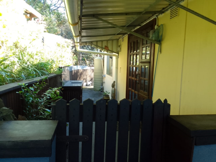 2 Bedroom Property for Sale in Hibberdene KwaZulu-Natal