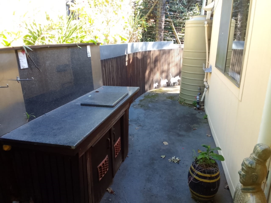 2 Bedroom Property for Sale in Hibberdene KwaZulu-Natal