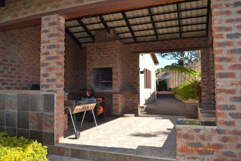4 Bedroom Property for Sale in Southport KwaZulu-Natal