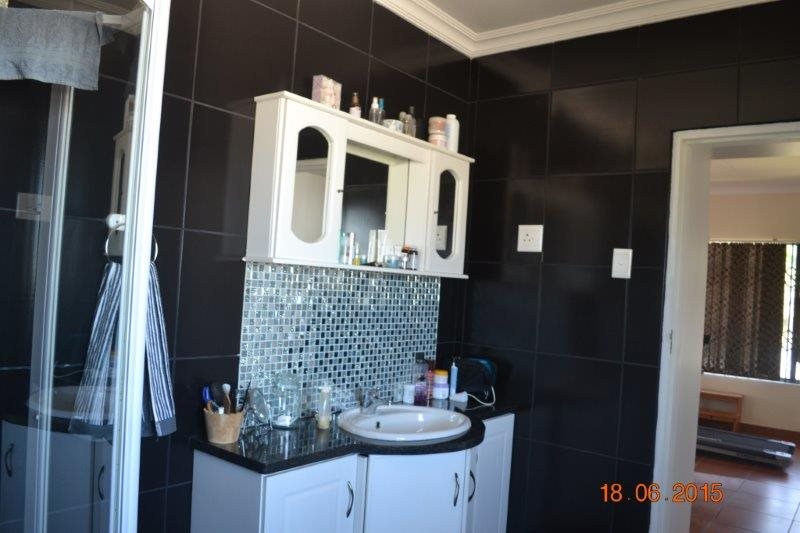 4 Bedroom Property for Sale in Southport KwaZulu-Natal