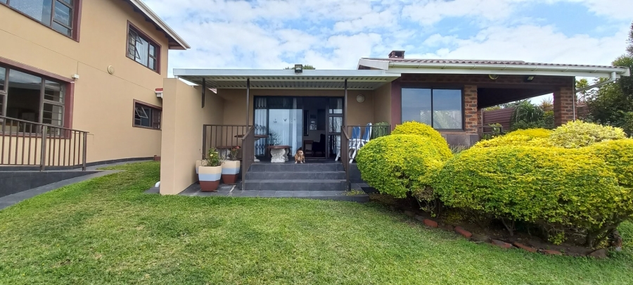 4 Bedroom Property for Sale in Southport KwaZulu-Natal