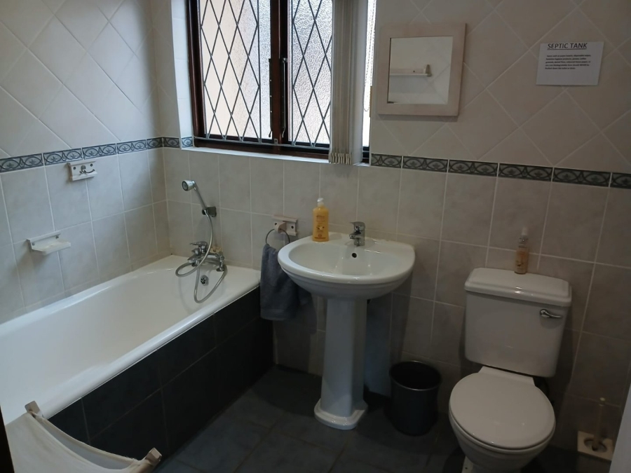 4 Bedroom Property for Sale in Southport KwaZulu-Natal