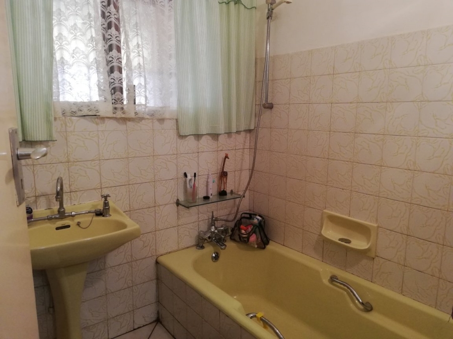 3 Bedroom Property for Sale in Sea Park KwaZulu-Natal