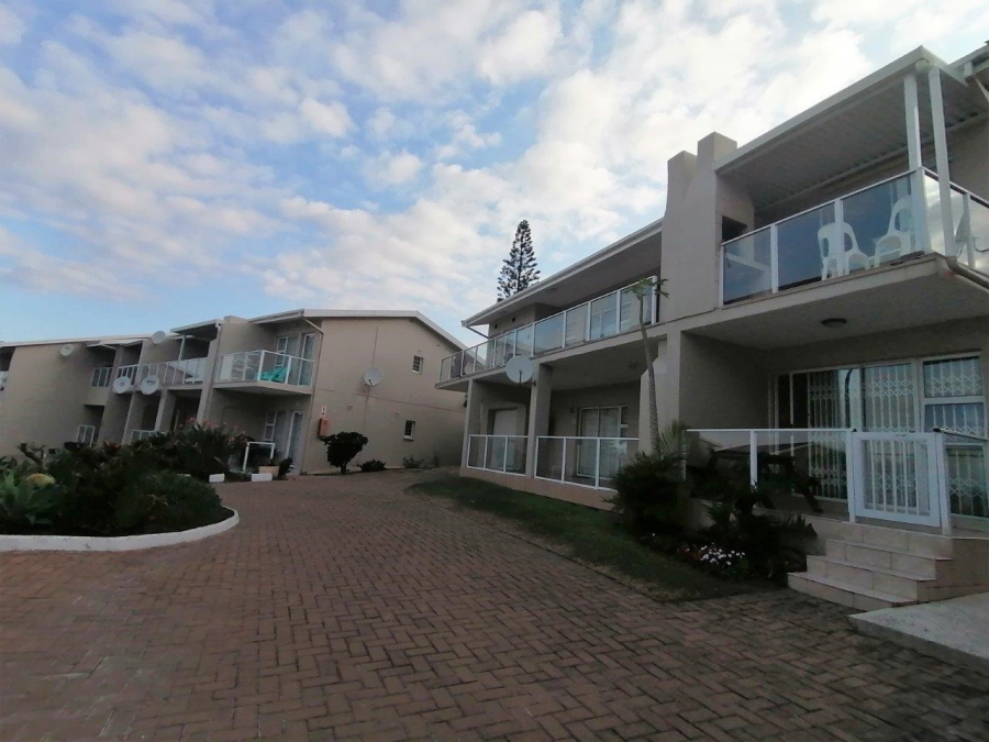 3 Bedroom Property for Sale in Uvongo KwaZulu-Natal